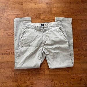 J.Crew Mens Pants Khaki 33 x 32 Chino Pockets Tan Classic Flat Front Flex Sutton